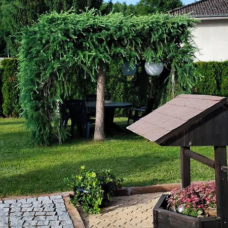 Eugene Et Gabrielle, La De Bed & Breakfast Fraize
