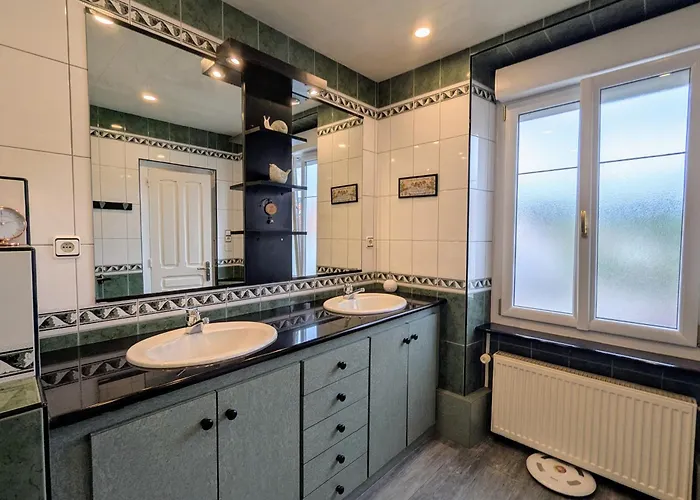 Eugene Et Gabrielle, La De Bed & Breakfast 3*